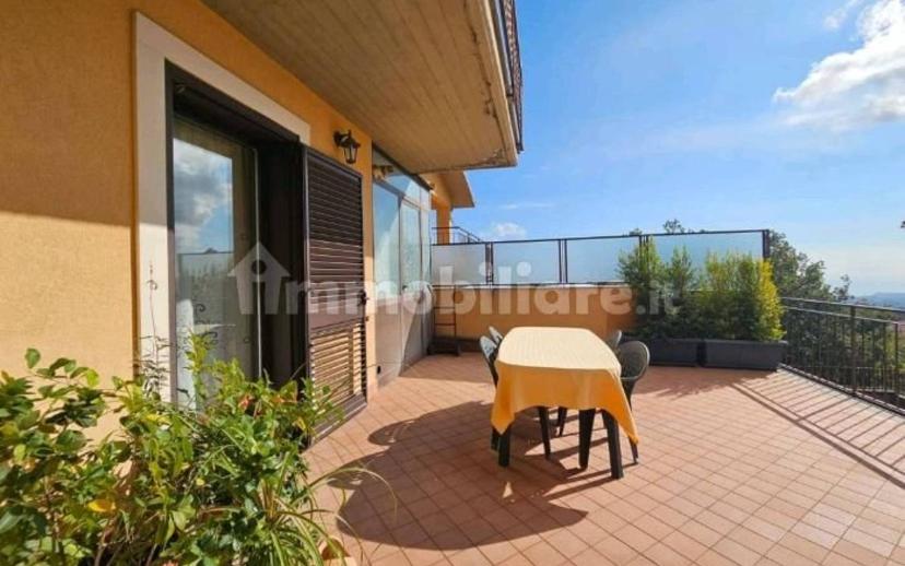 Trilocale via Giacomo Puccini 17, Centro, Zafferana Etnea — foto 13 di 16