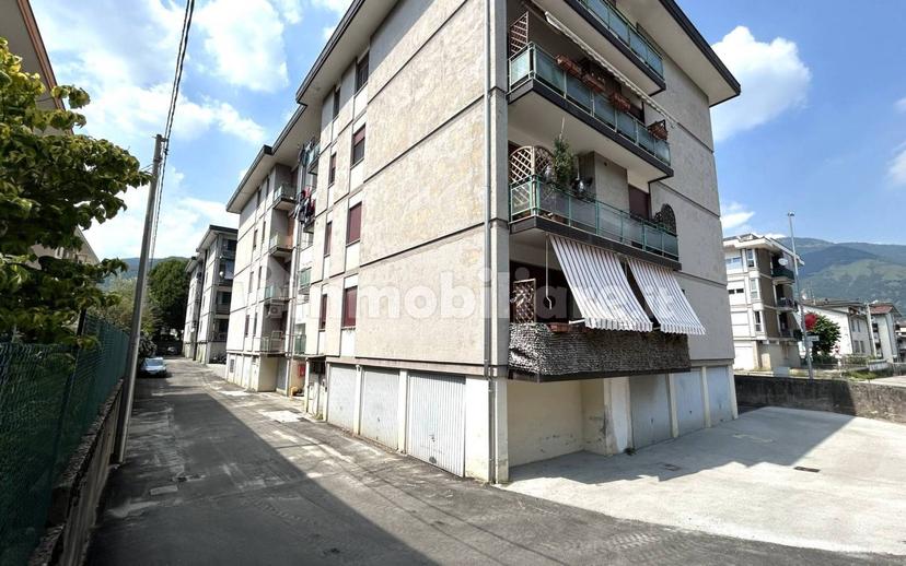 Appartamento via Alexander Fleming 9, Centro, Schio — foto 3 di 20