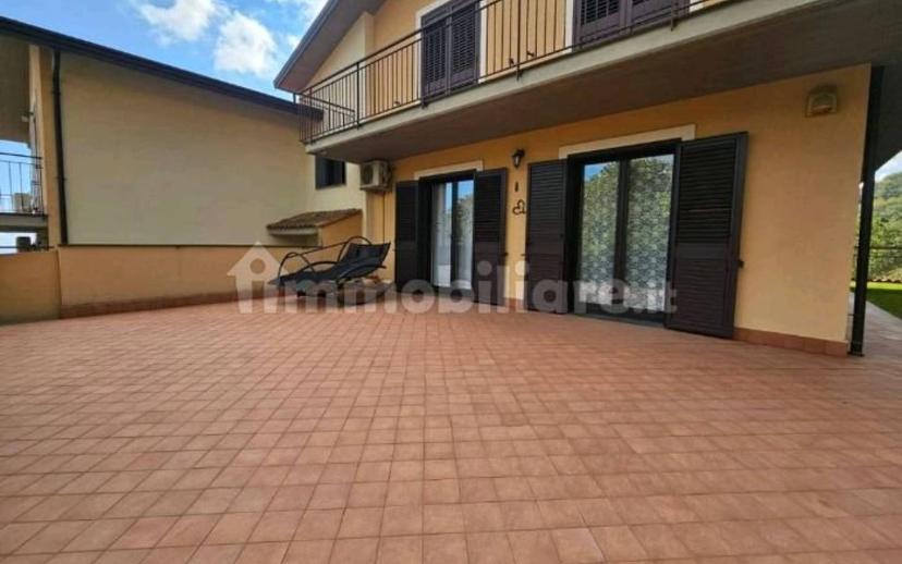 Trilocale via Giacomo Puccini 17, Centro, Zafferana Etnea — foto 4 di 16