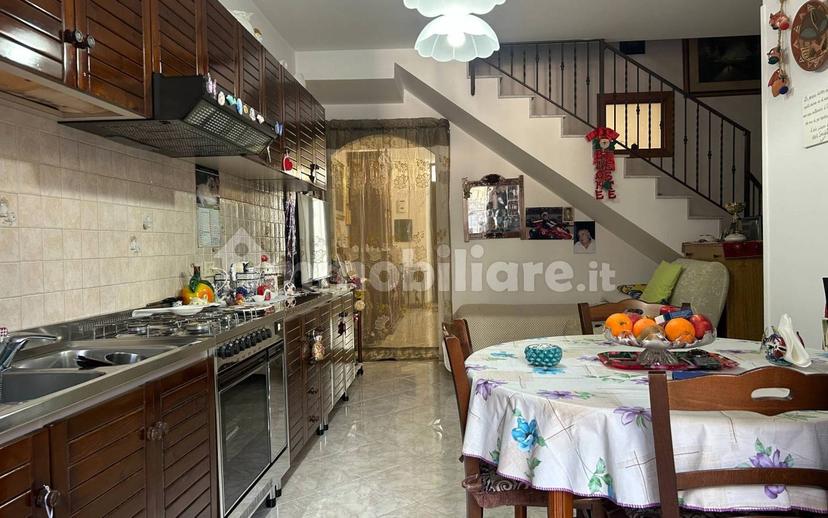 Villa plurifamiliare, ottimo stato, 250 m², Picanello, Catania — foto 22 di 25