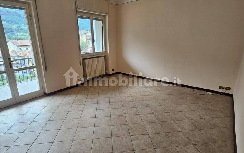 Trilocale via Monte Grappa, Centro, Omegna — foto 6 di 15