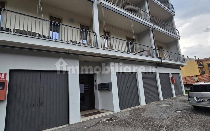 Trilocale via Monte Grappa, Centro, Omegna — foto 11 di 15