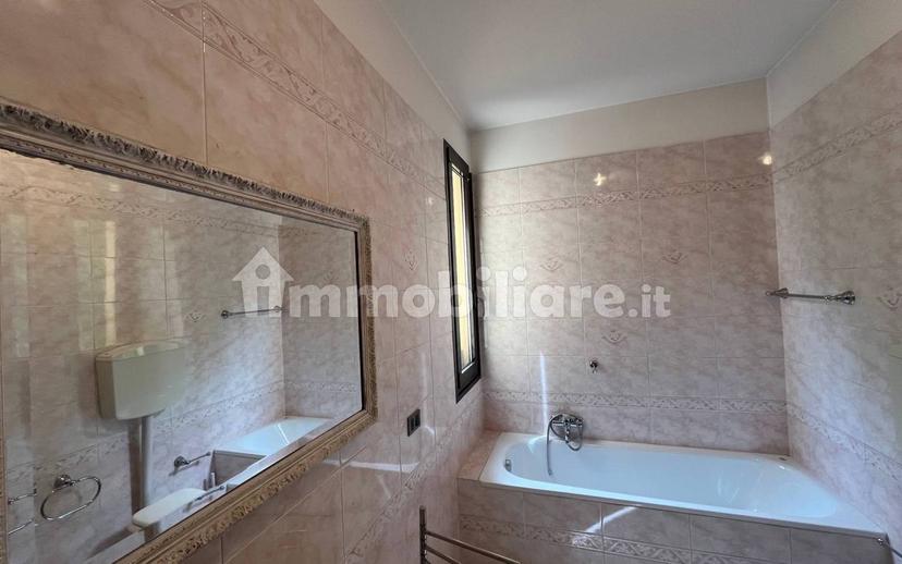 Attico via Amatore Sciesa 23, Centro, Mirandola — foto 19 di 32