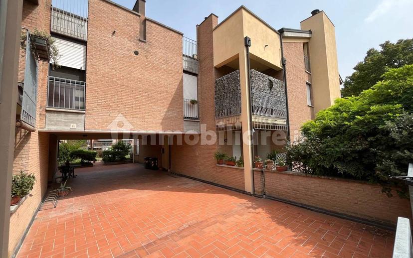 Attico via Amatore Sciesa 23, Centro, Mirandola — foto 13 di 32