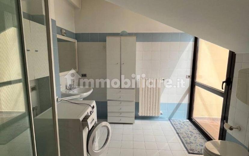 Attico via Amatore Sciesa 23, Centro, Mirandola — foto 3 di 32
