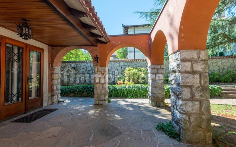 Villa unifamiliare 520 m², Opicina, Trieste — foto 28 di 41