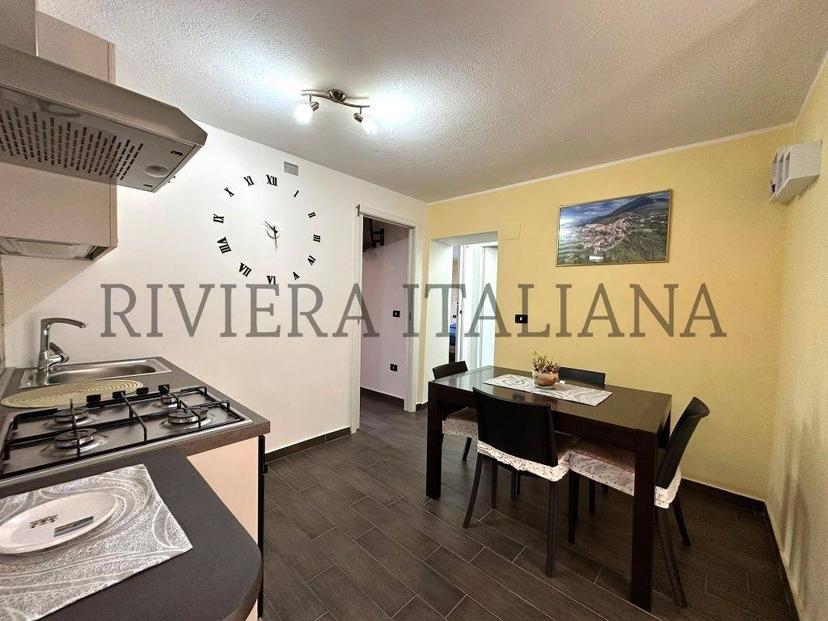 Quadrilocale via Santo, Centro, Maierà — foto 10 di 24