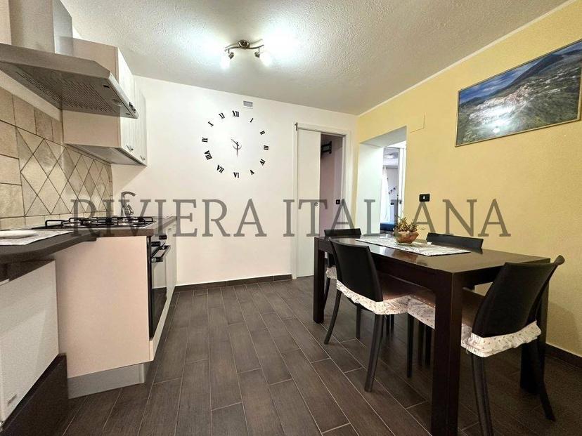 Quadrilocale via Santo, Centro, Maierà — foto 4 di 24