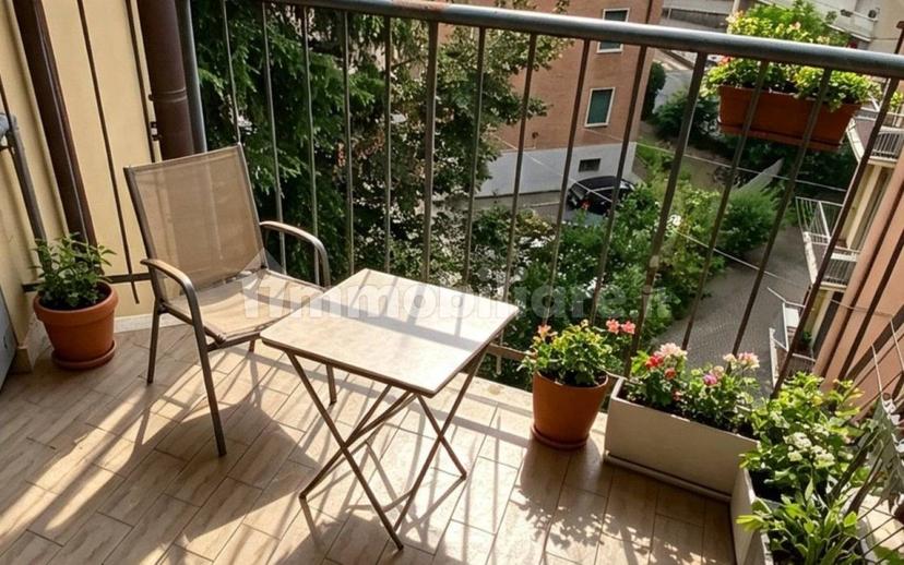Bilocale ottimo stato, quarto piano, Ospedale - Villaggio Manenti, Reggio Emilia — foto 5 di 7