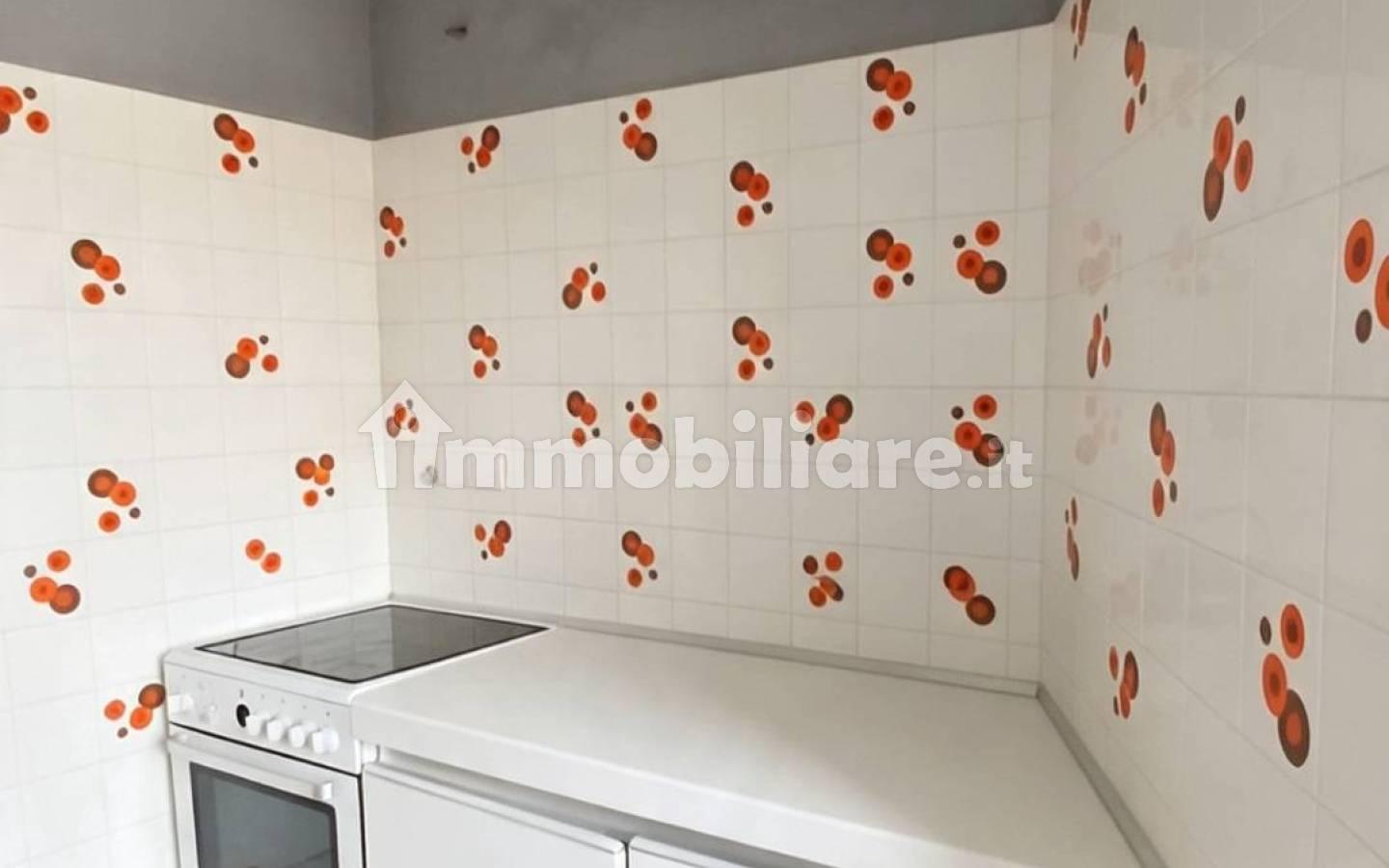 Bilocale ottimo stato, quarto piano, Ospedale - Villaggio Manenti, Reggio Emilia