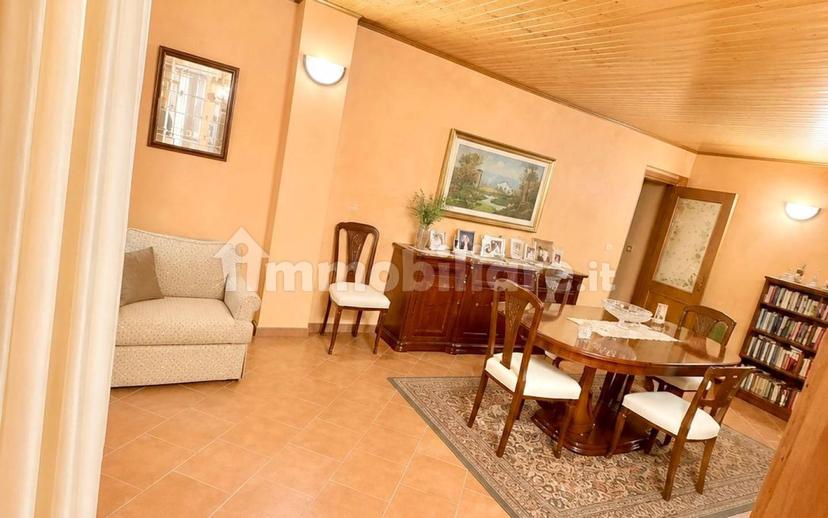Terratetto plurifamiliare 180 m², buono stato, Altarello, Riposto — foto 12 di 29