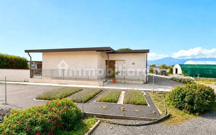 Terratetto plurifamiliare 180 m², buono stato, Altarello, Riposto — foto 24 di 29