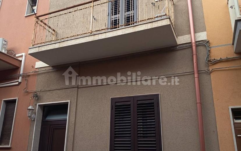 Terratetto unifamiliare via Michele Mallia 18, Centro, Pachino — foto 2 di 27