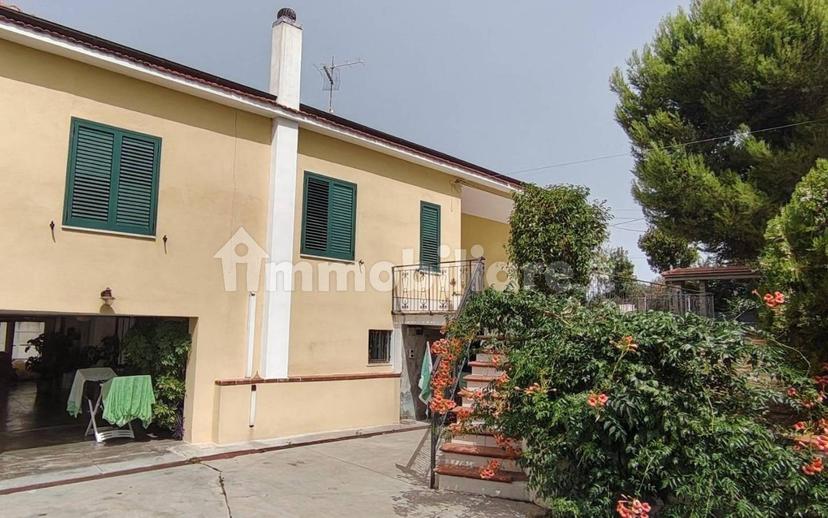 Villa unifamiliare via Fonte Alzano, Città Sant'Angelo — foto 6 di 30