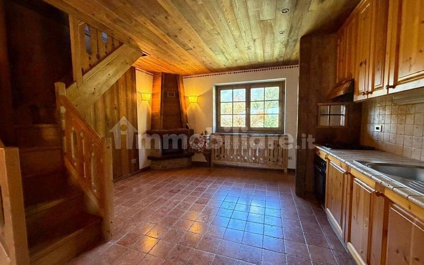 Quadrilocale frazione Chez Borgne 62, La Salle — foto 11 di 17
