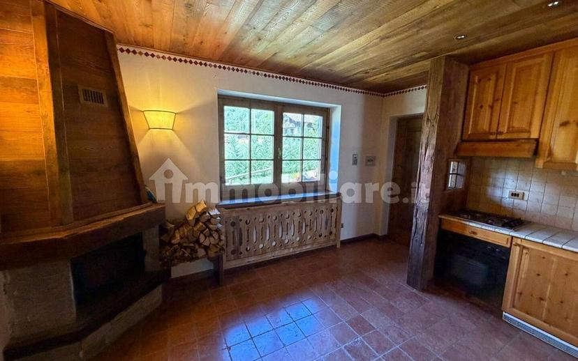 Quadrilocale frazione Chez Borgne 62, La Salle — foto 10 di 17