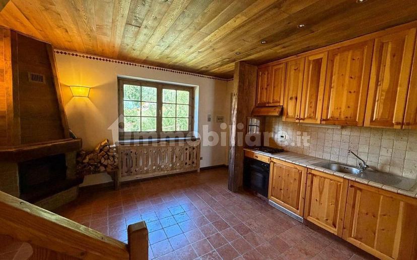 Quadrilocale frazione Chez Borgne 62, La Salle — foto 9 di 17