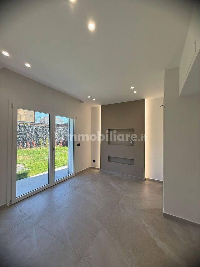 Villa unifamiliare via delle Sciare, Centro, San Giovanni la Punta — foto 8 di 25