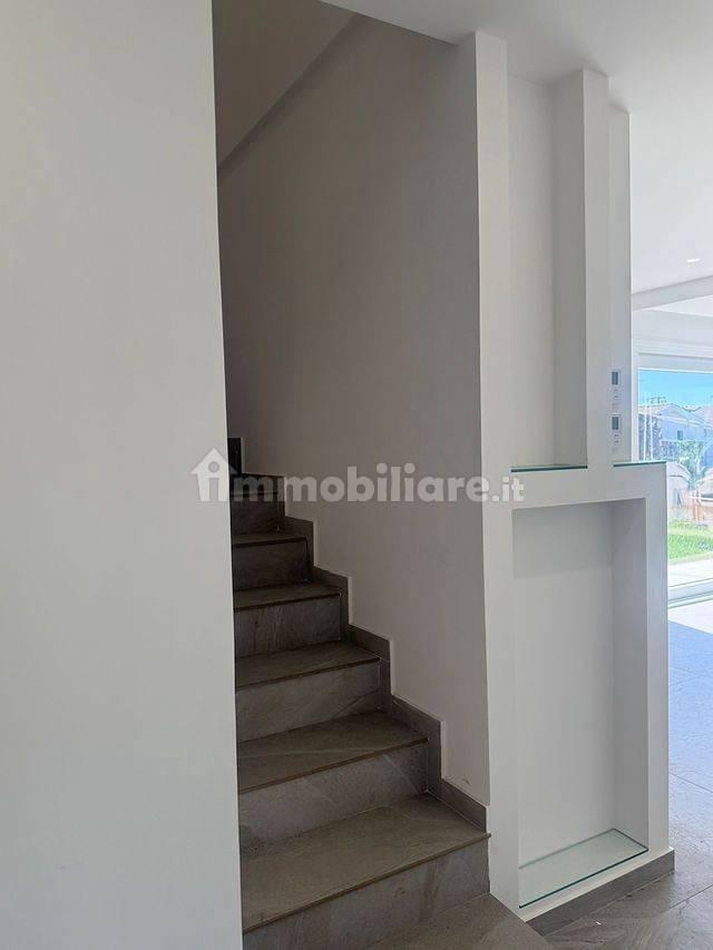 Villa unifamiliare via delle Sciare, Centro, San Giovanni la Punta — foto 4 di 25