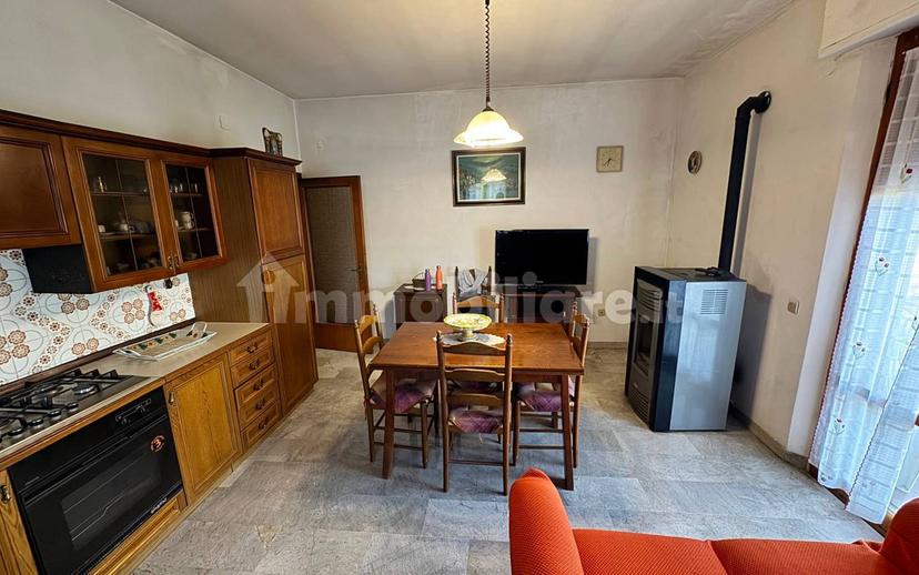 Appartamento via 16 Giugno, Fratta Todina — foto 47 di 55