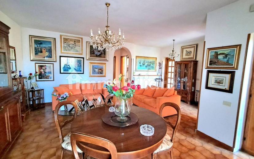 Villa a schiera via Raffaello Sanzio, Centro, Ronciglione — foto 10 di 26