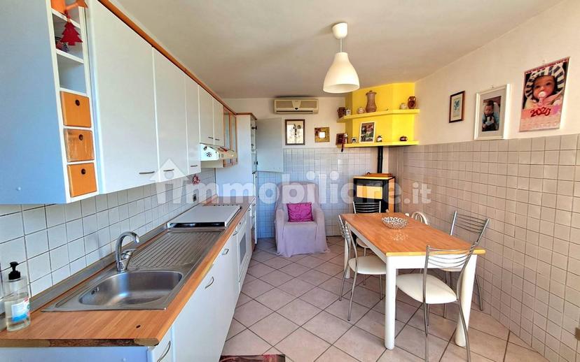 Villa a schiera via Raffaello Sanzio, Centro, Ronciglione — foto 4 di 26