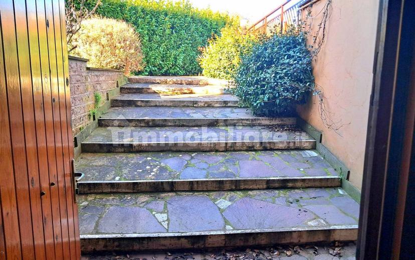 Villa a schiera via Raffaello Sanzio, Centro, Ronciglione — foto 6 di 26