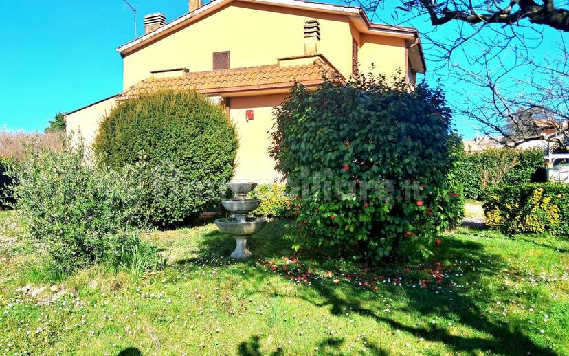 Villa a schiera via Raffaello Sanzio, Centro, Ronciglione — foto 25 di 26