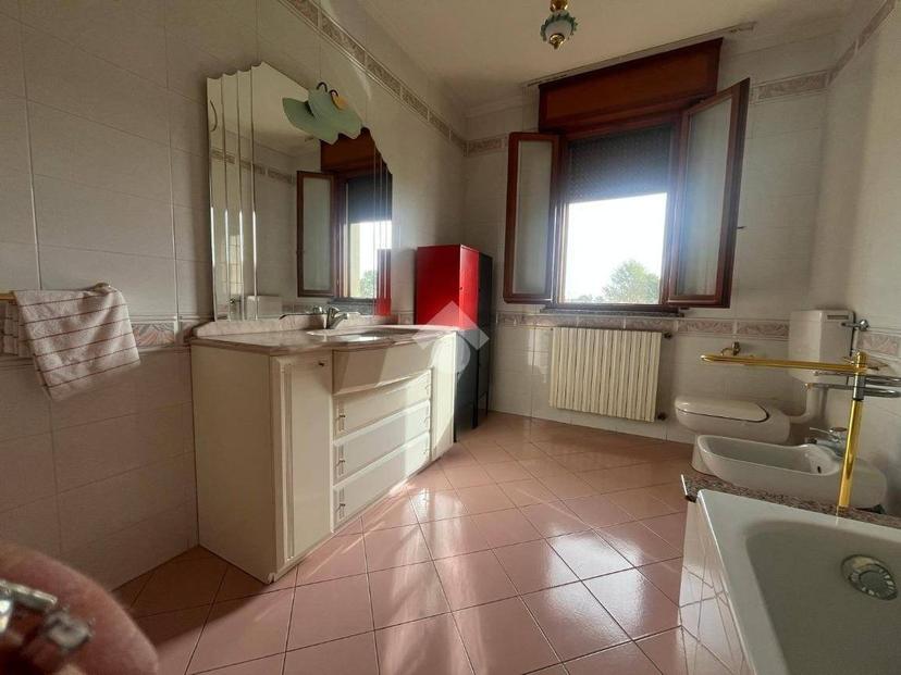 Villa unifamiliare via Don Giovanni Bosco 40, Centro, Codigoro — foto 13 di 23