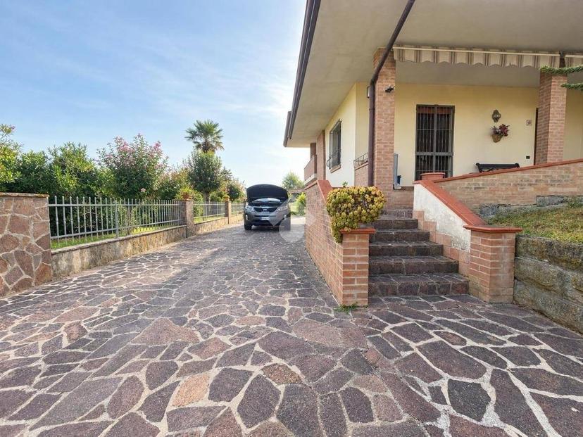 Villa unifamiliare via Don Giovanni Bosco 40, Centro, Codigoro — foto 18 di 23