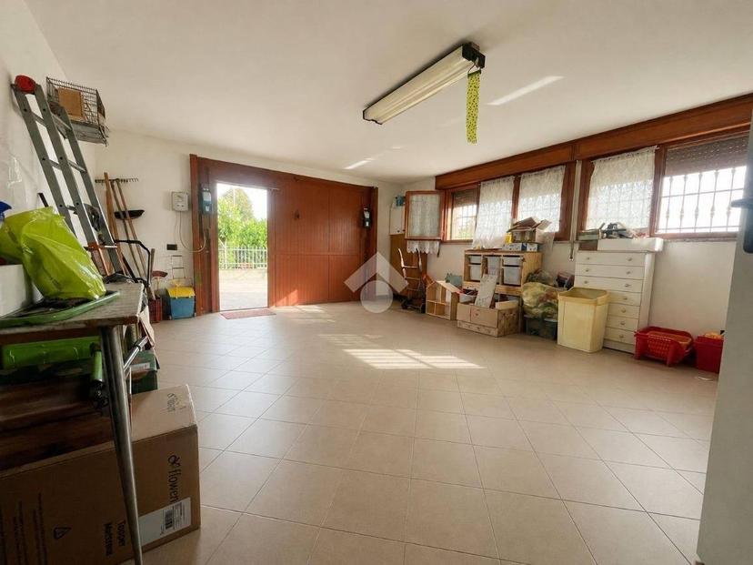 Villa unifamiliare via Don Giovanni Bosco 40, Centro, Codigoro — foto 15 di 23