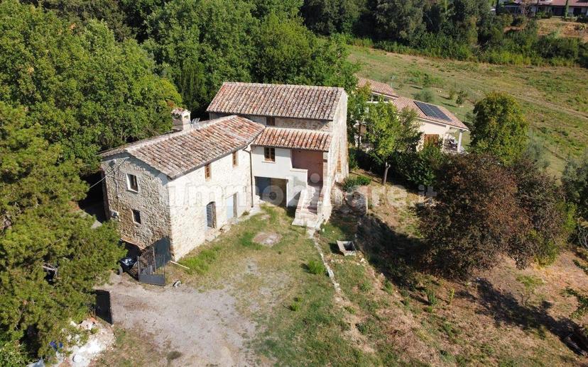 Casa colonica Strada del Gioco, Madonna Alta - Prepo, Perugia — foto 20 di 29