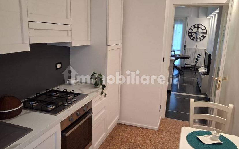 Quadrilocale via dei Conti Vacca, Centro, Finale Ligure — foto 5 di 7