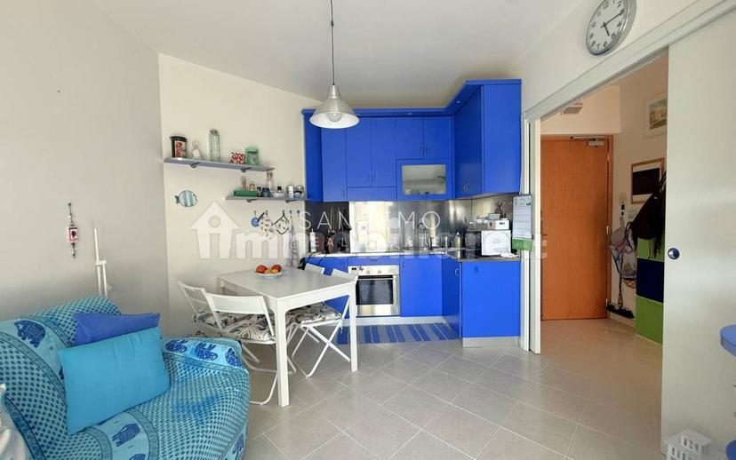 Bilocale buono stato, piano terra, Solaro, Sanremo
