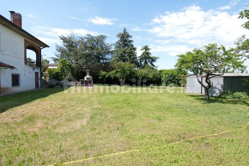 Villa unifamiliare via Risorgimento 42, Eremo, Curtatone — foto 3 di 46