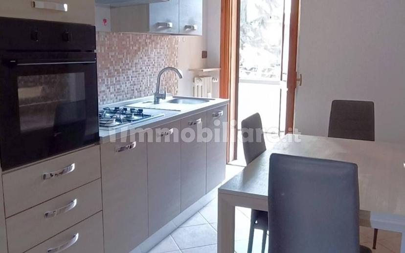 Quadrilocale via della Banda Lenti 8, Centro, Valenza — foto 9 di 23