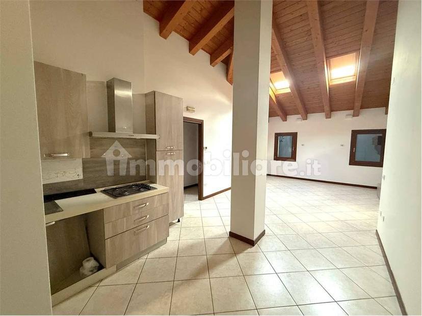 Trilocale via Gozzi, 100, Centro, Pontelongo — foto 11 di 16