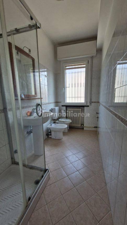 Appartamento via Giuseppe Giacosa 7, Baragalla - Canalina, Reggio Emilia — foto 2 di 29