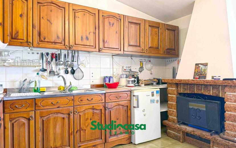 Quadrilocale via Sicilia, Bellante — foto 21 di 21