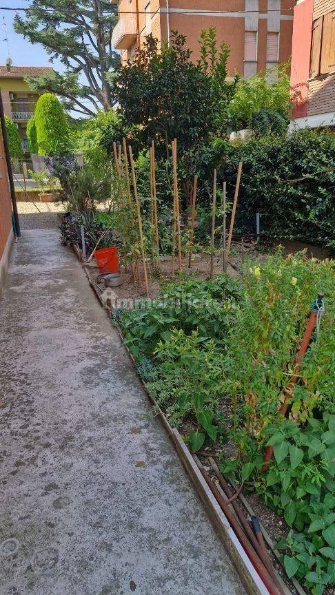 Appartamento via Giuseppe Giacosa 7, Baragalla - Canalina, Reggio Emilia — foto 8 di 29