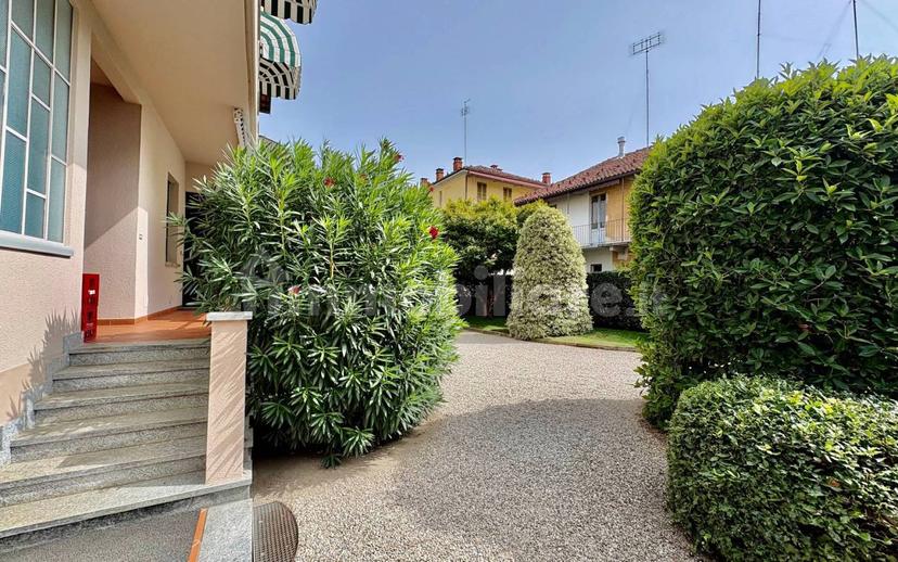Villa bifamiliare via Alba 9, Centro, Fossano — foto 5 di 109