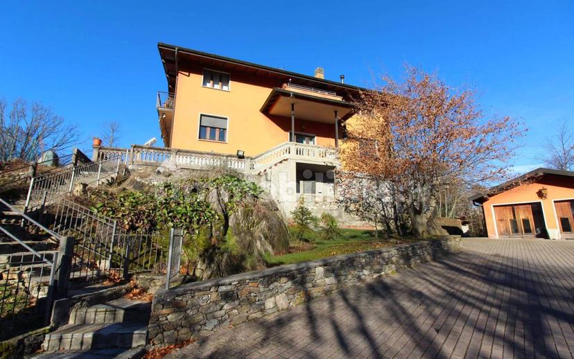 Attico via Pineta 6, Centro, Montegrino Valtravaglia — foto 4 di 22