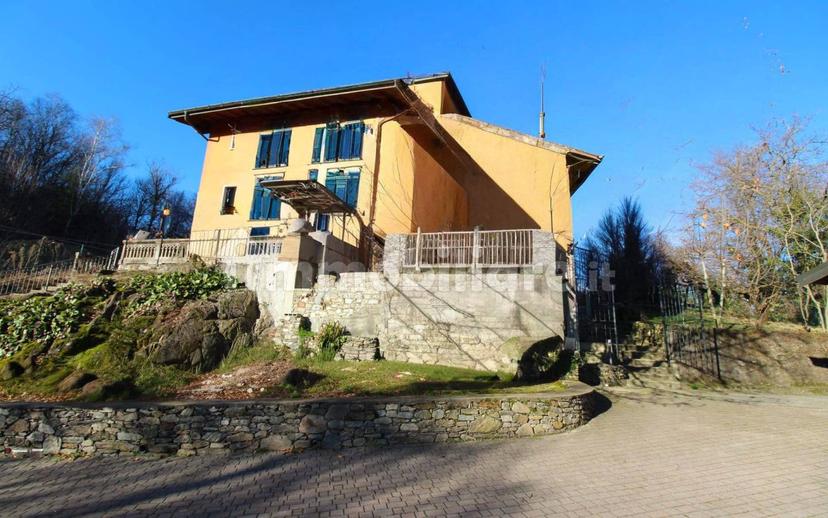 Attico via Pineta 6, Centro, Montegrino Valtravaglia — foto 10 di 22