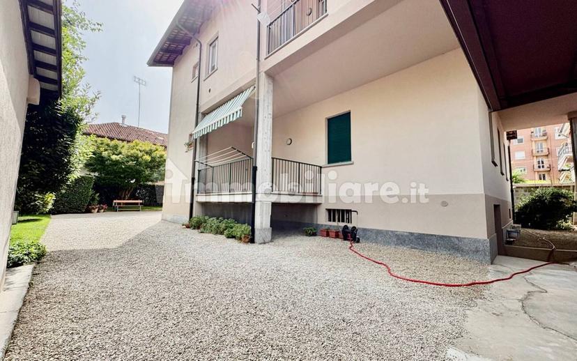 Villa bifamiliare via Alba 9, Centro, Fossano — foto 52 di 109