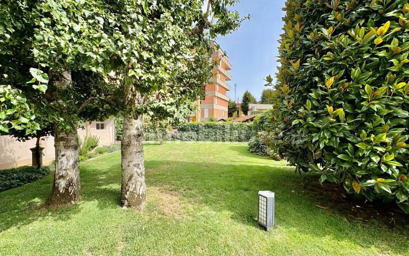 Villa bifamiliare via Alba 9, Centro, Fossano — foto 41 di 109