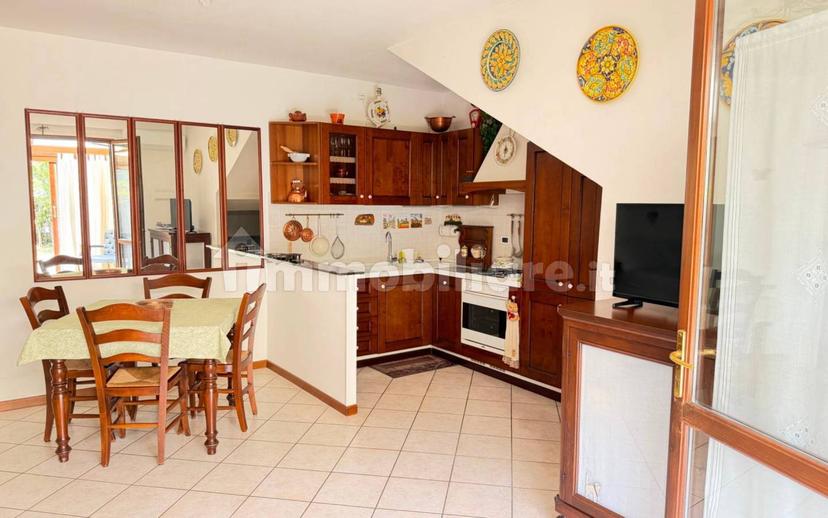 Monolocale via Casara, Centro, Lazise — foto 6 di 15