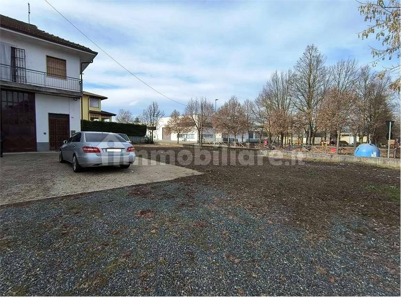 Terratetto unifamiliare 110 m², buono stato, Centro, Calamandrana — foto 3 di 9