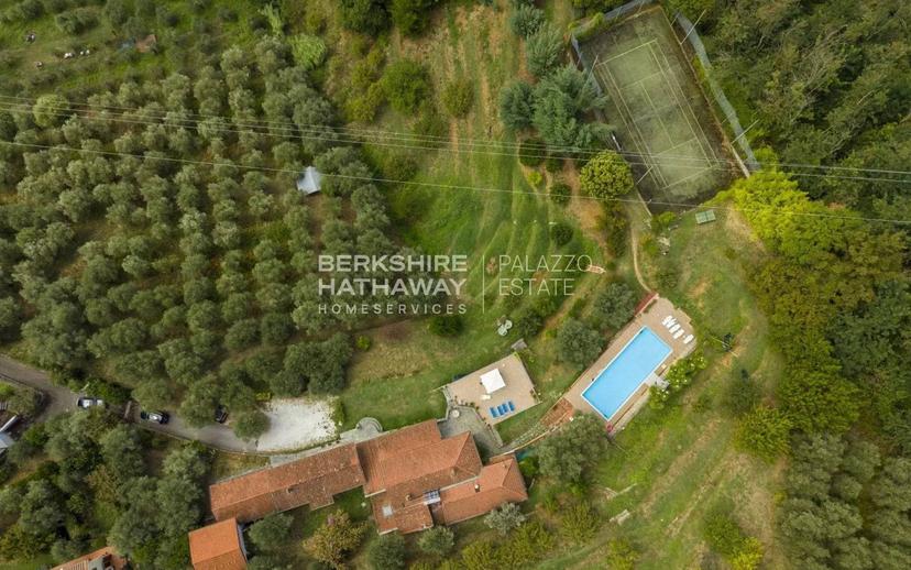 Villa unifamiliare, da ristrutturare, 357 m², Camaiore — foto 17 di 46