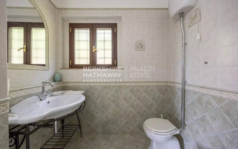Villa unifamiliare, da ristrutturare, 357 m², Camaiore — foto 23 di 46