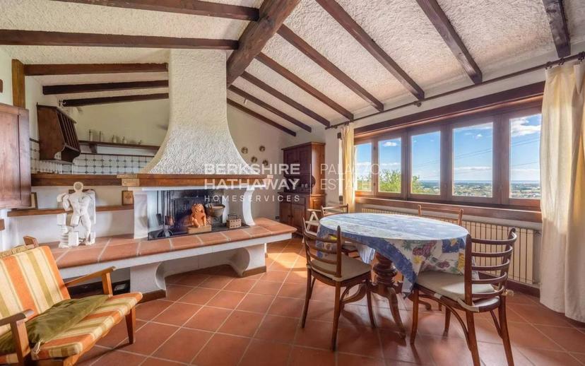Villa unifamiliare, da ristrutturare, 357 m², Camaiore — foto 42 di 46